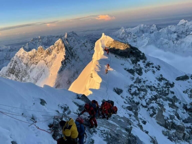 Nepal gears up to set Everest climbing charge at $15,000 per remote climber