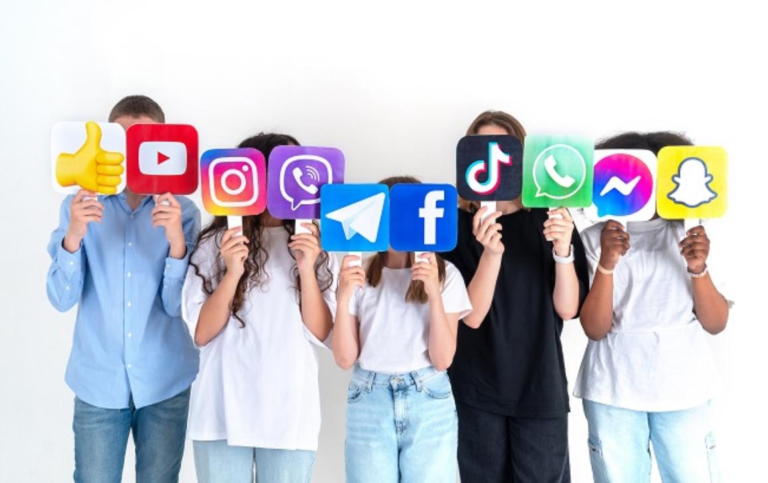 95% of youth are dynamic on social media: Salary is produced but mental wellbeing is deteriorating