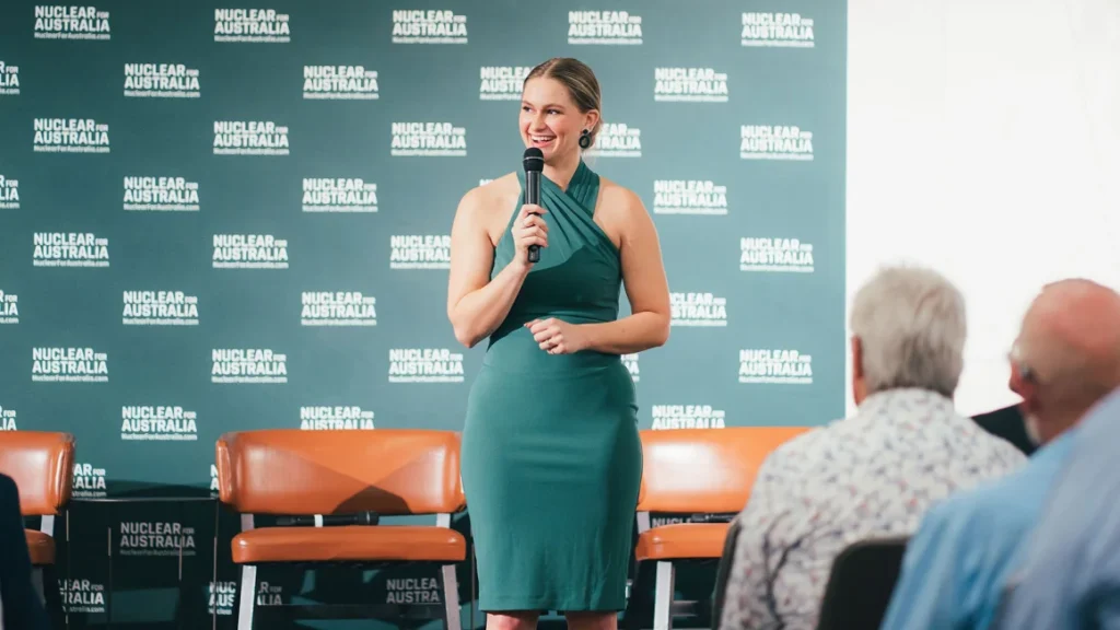 A previous Miss America takes her atomic deals pitch to groups of onlookers in Australia