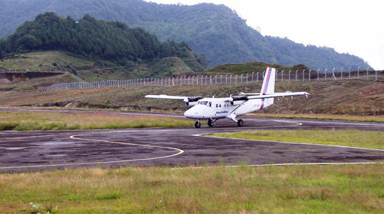Suketar Airplane